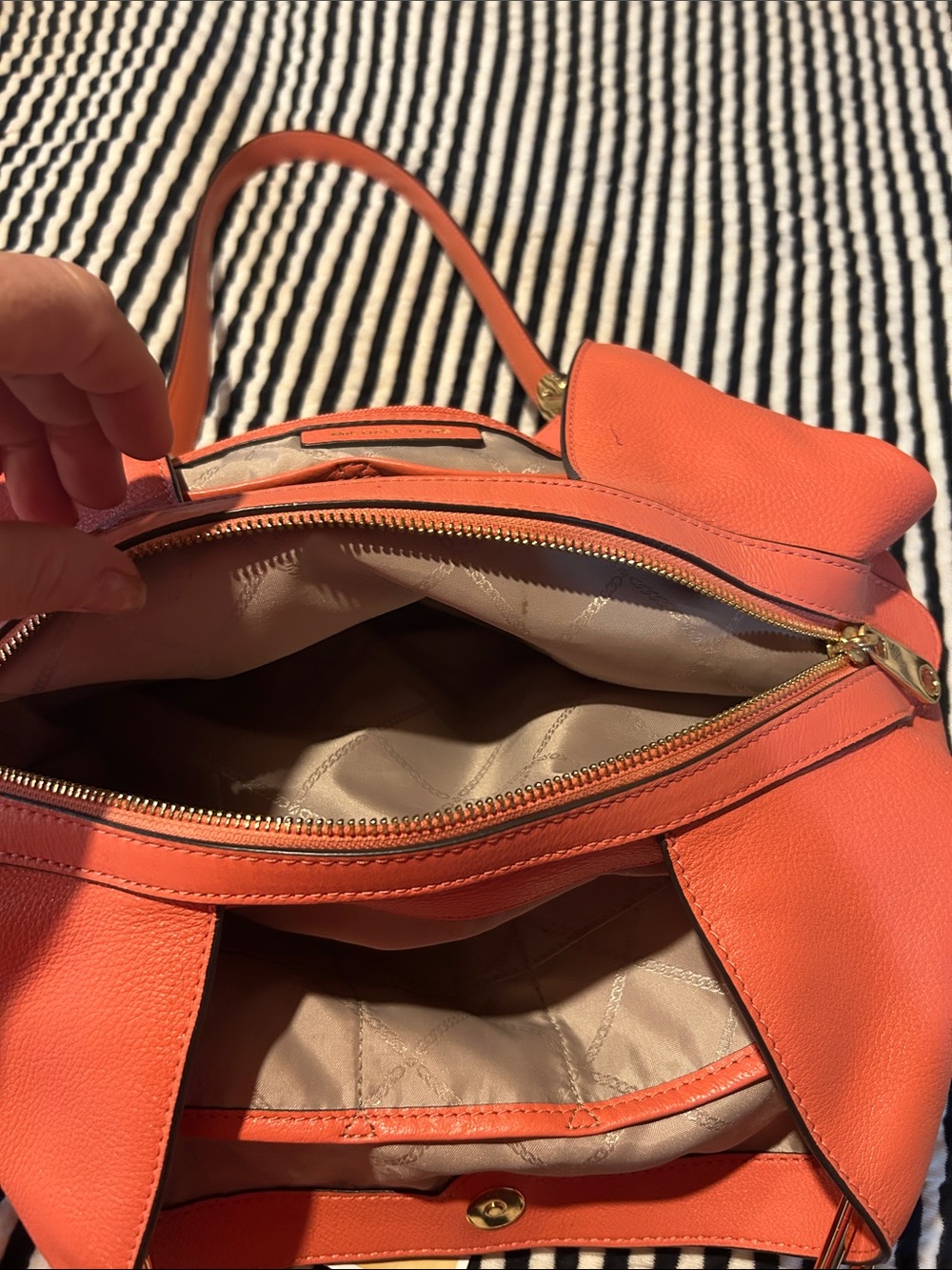 Michael Kors Coral-Peach Leather Shoulder Bag - Picture 8 of 13